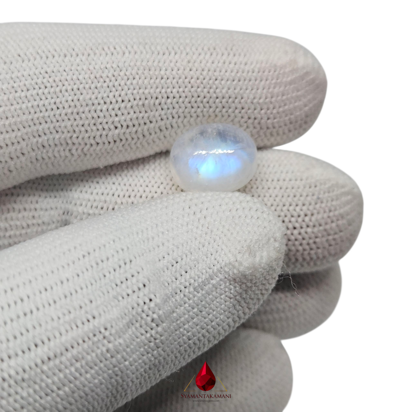 Rainbow Moonstone 6.75 Carats Oval