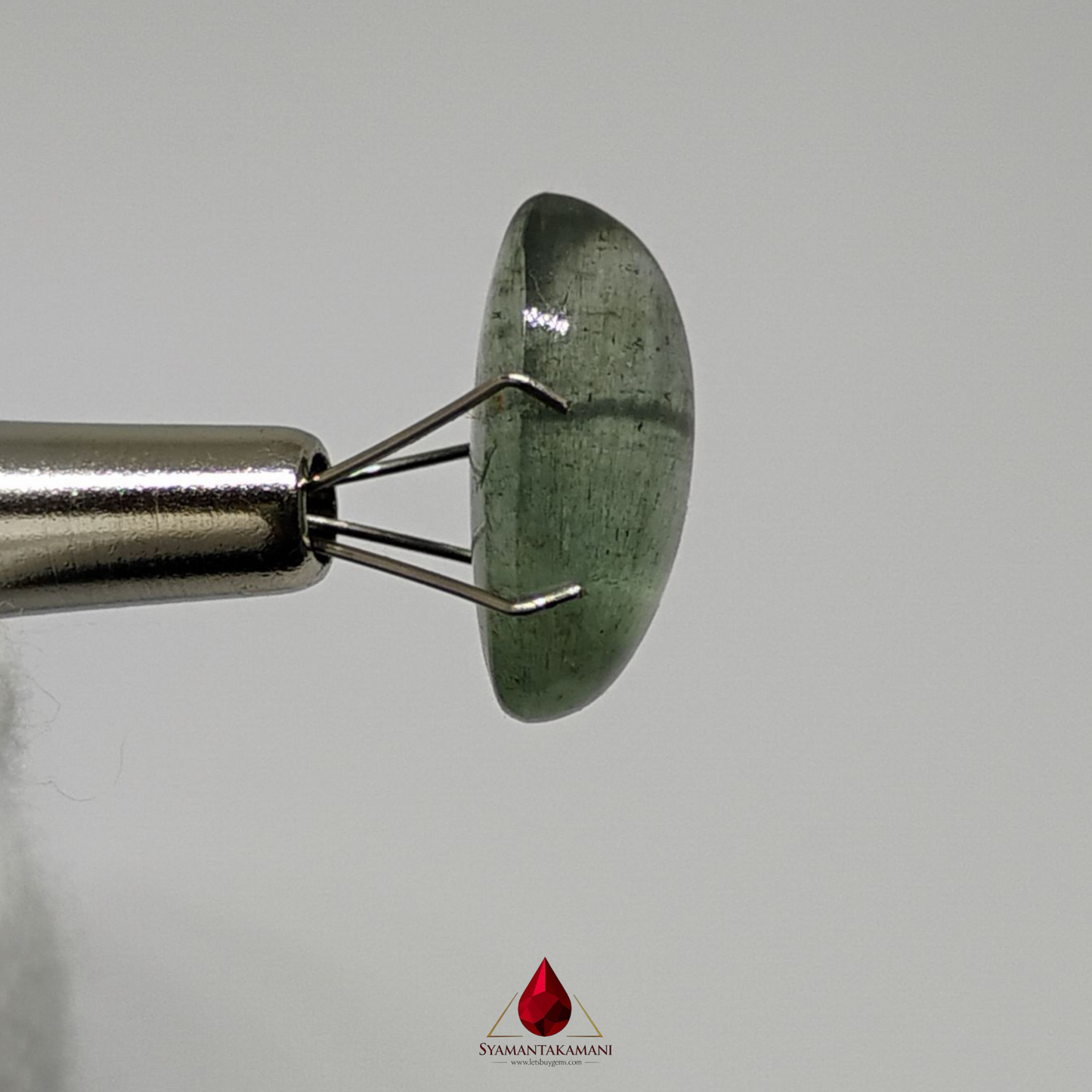 Aquamarine 7.45 Carats Oval Cabochon