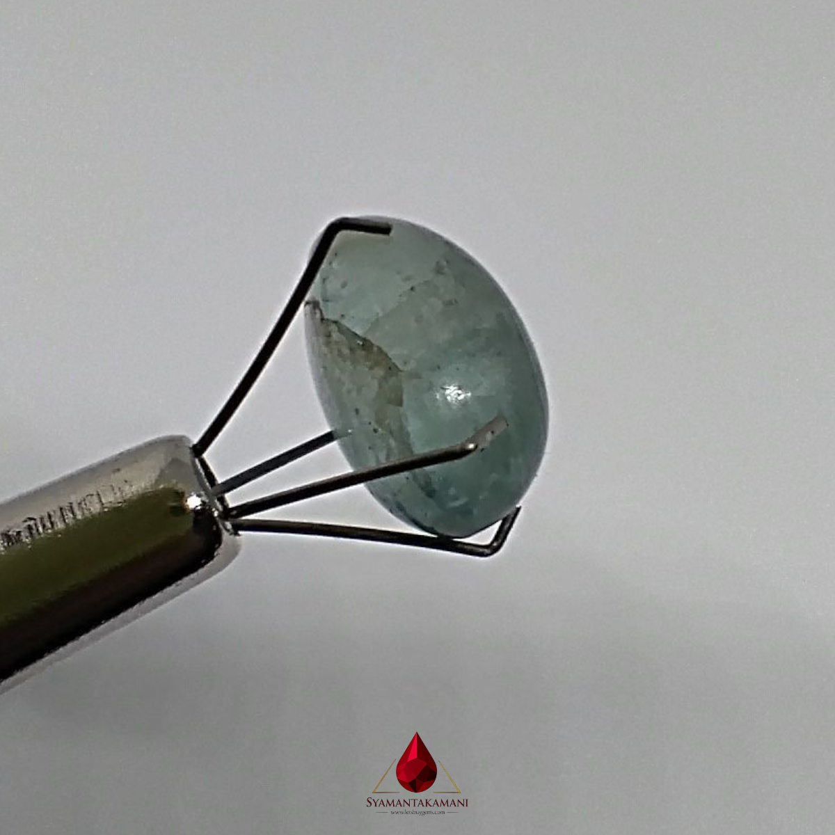 Aquamarine 7.30 Carats Oval Cabochon