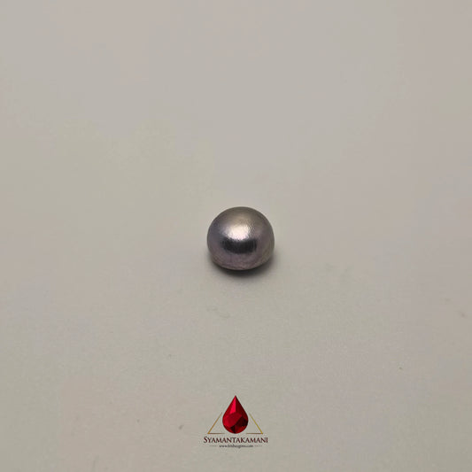 Natural Tahitian Pearl Cultured 3.90 Carats Untreated AA Quality The Velvet Eclipse