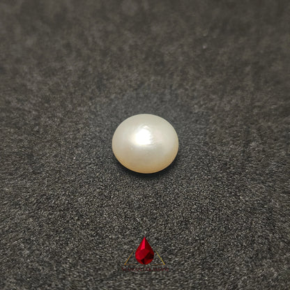 Natural Freshwater Pearl Cultured 5.65 Carats Untreated AA Quality The Lunar Disk