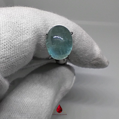 Aquamarine 7.30 Carats Oval Cabochon